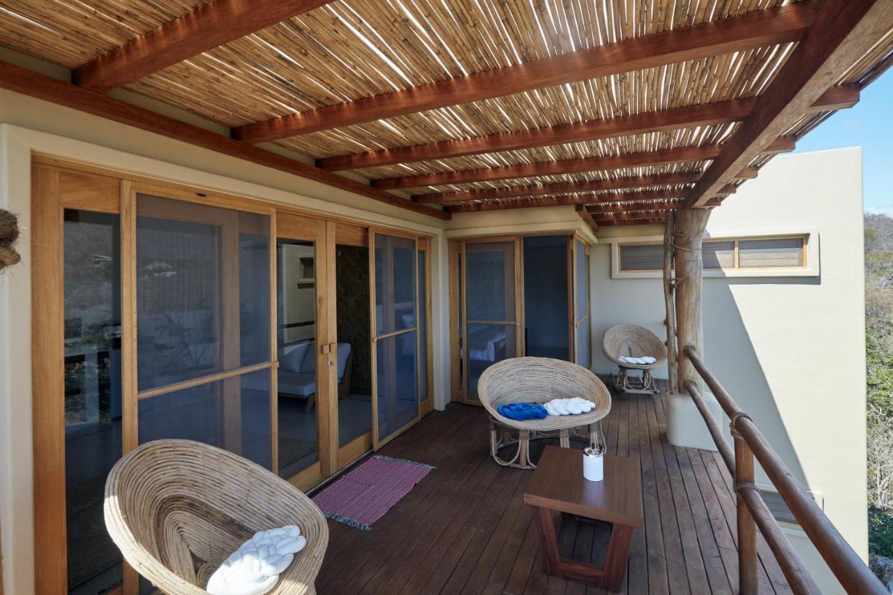 Casa Roni By Xeno - 5 Bedroom Luxury With Ocean View Guest house
