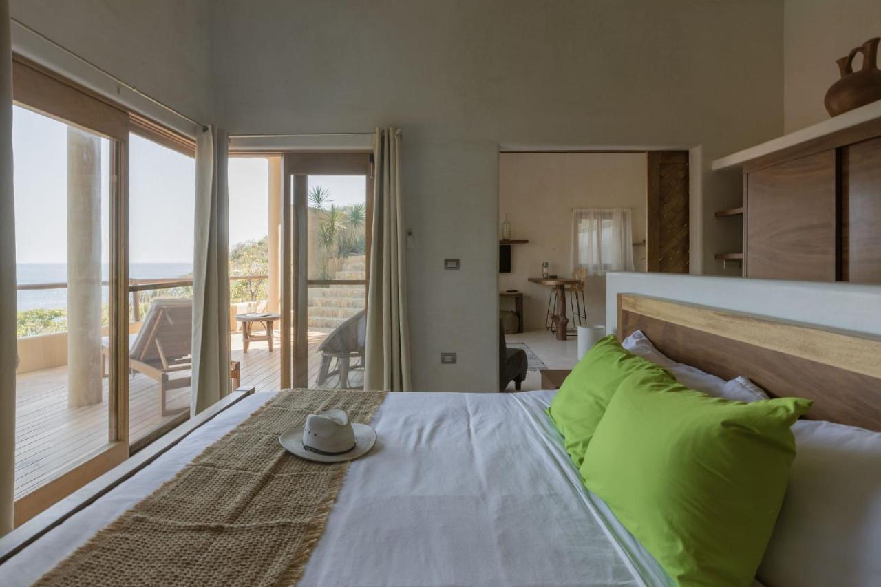 Casa Roni By Xeno - 5 Bedroom Luxury With Ocean View Guest house