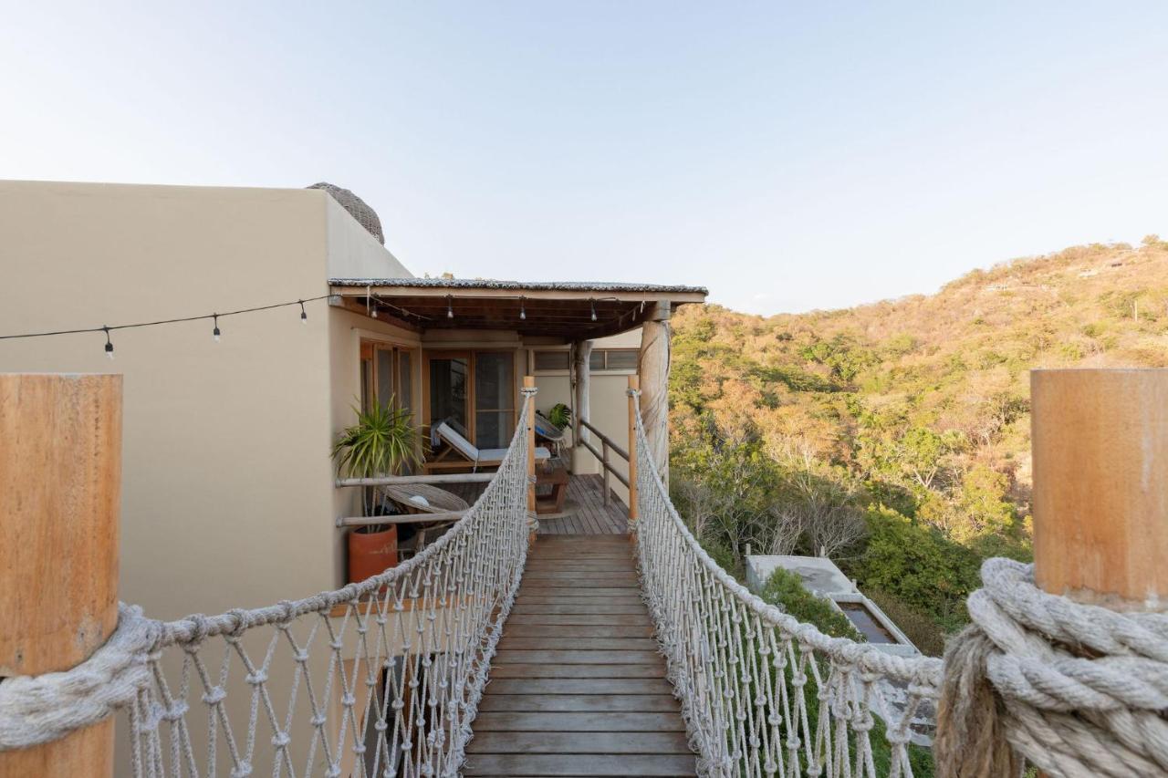 Casa Roni By Xeno - 5 Bedroom Luxury With Ocean View Guest house