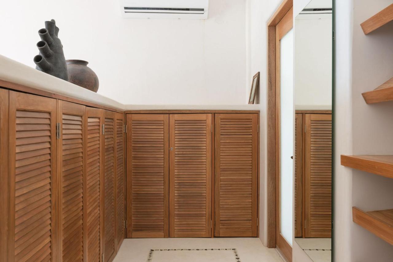 Casa Roni By Xeno - 5 Bedroom Luxury With Ocean View Guest house *