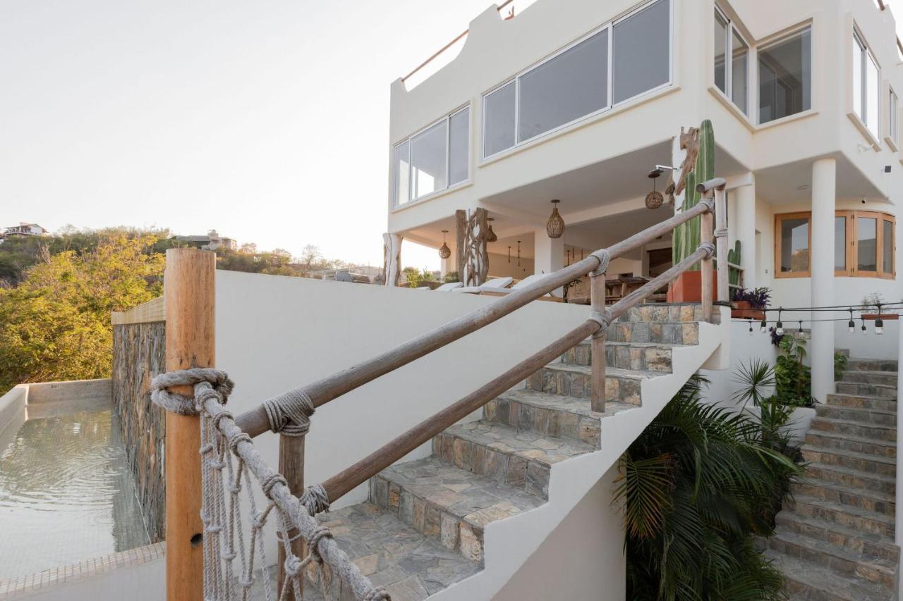 Casa Roni By Xeno - 5 Bedroom Luxury With Ocean View Guest house